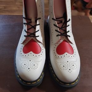 Dr.Marten Bentley 2 Heart